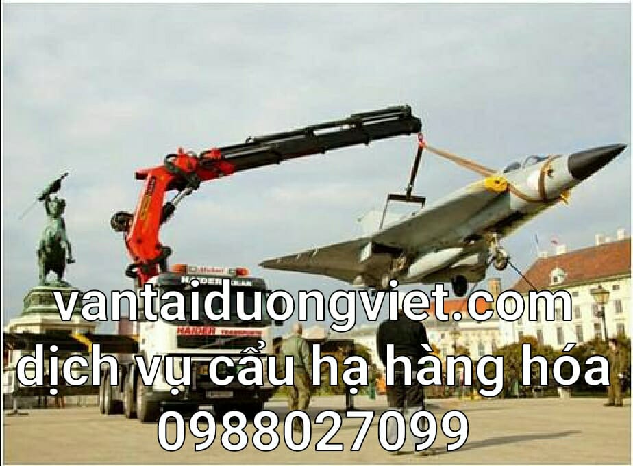 xe cẩu tự hành cần gập