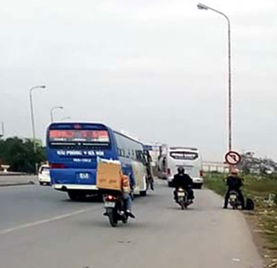 nạn tranh giành khách trên quốc lộ 5